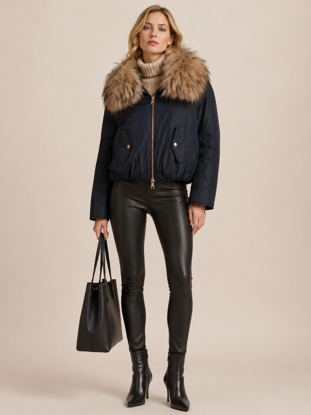 Urbaner Chic Statement-Daunenjacke Dunkelblau