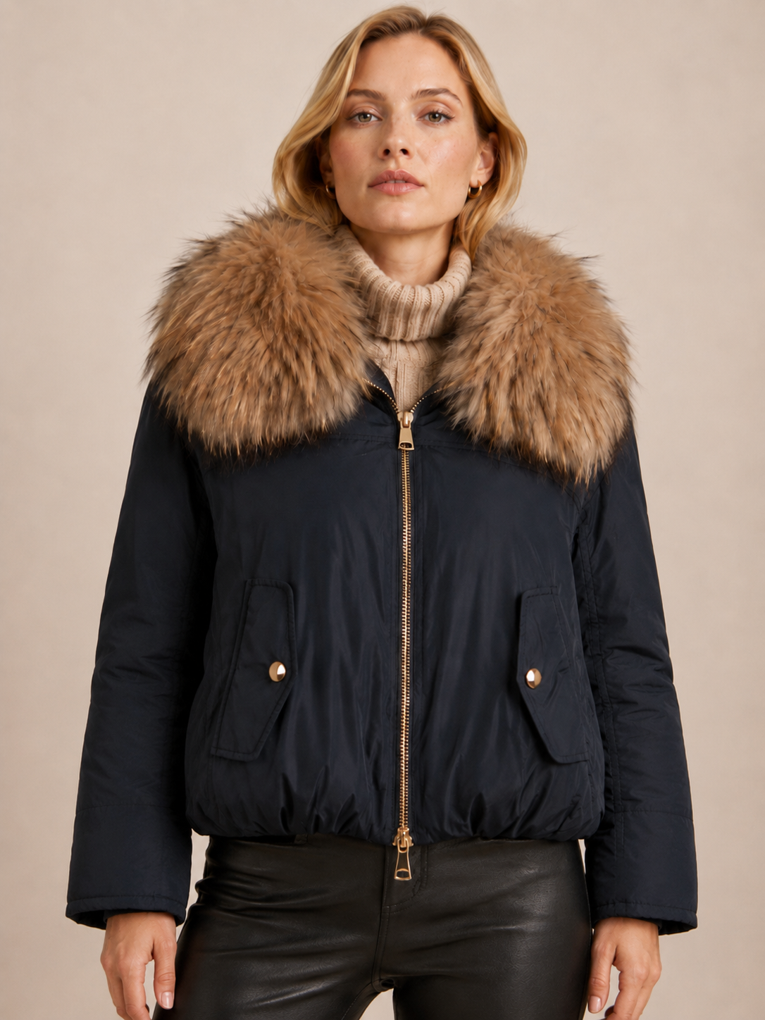 Urbaner Chic Statement-Daunenjacke Dunkelblau