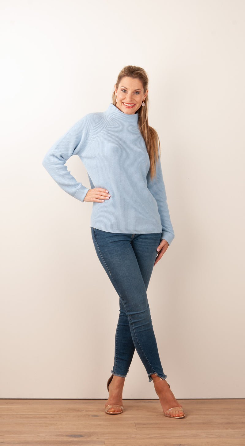 Pullover Hellblau