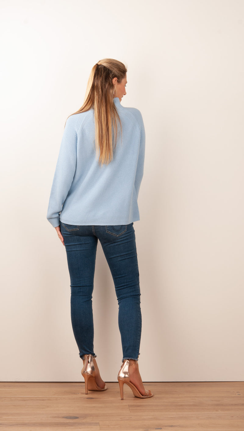 Pullover Hellblau