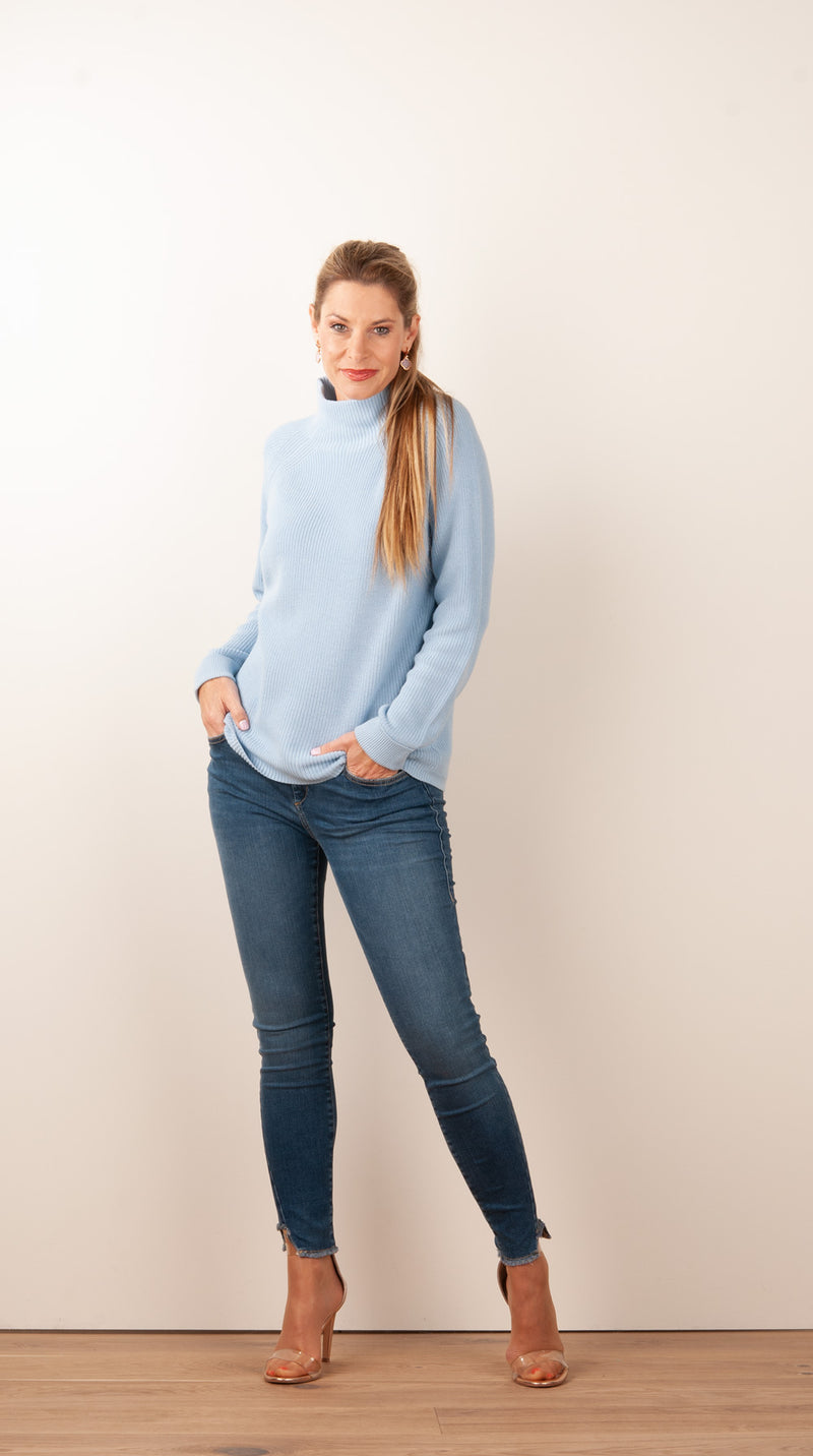 Pullover Hellblau