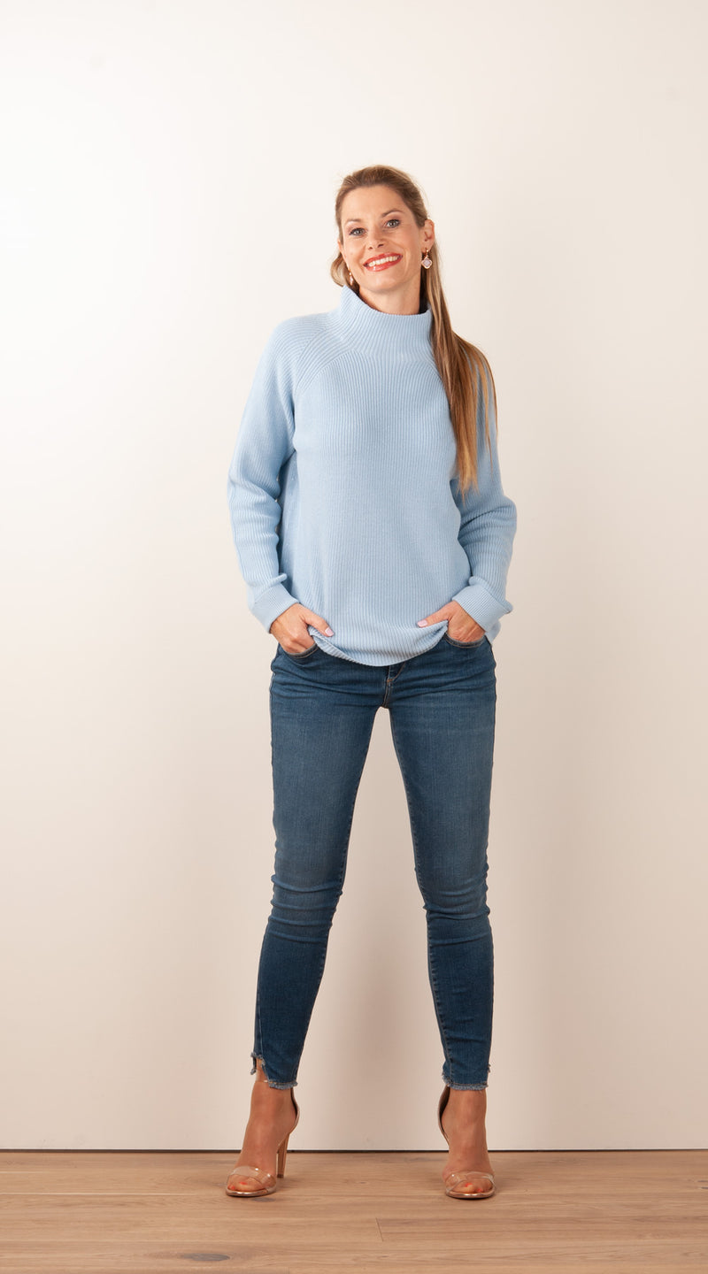 Pullover Hellblau