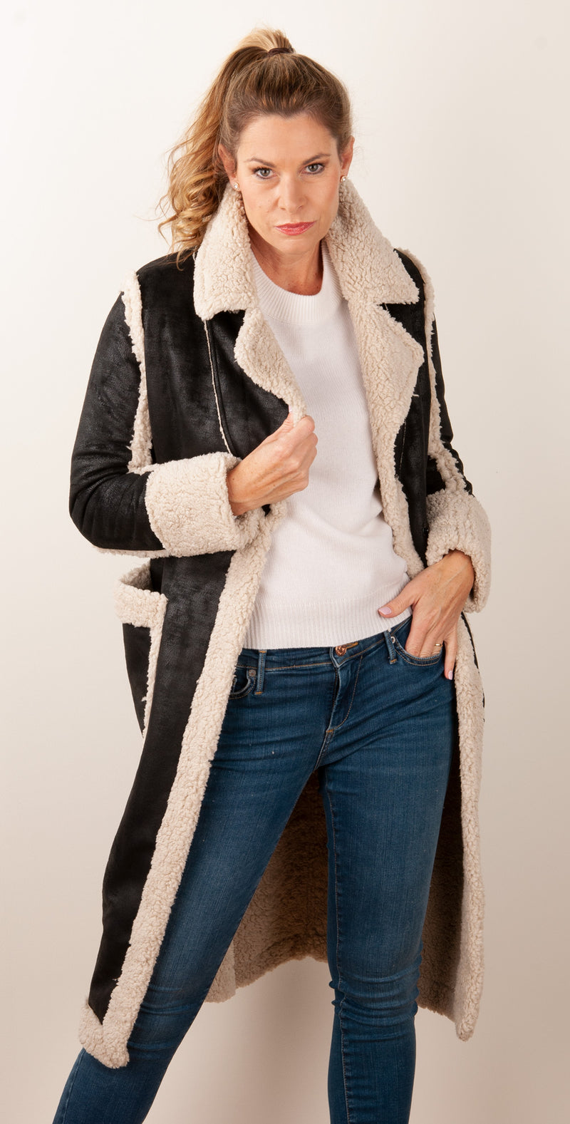 Mantel Schwarz | Creme
