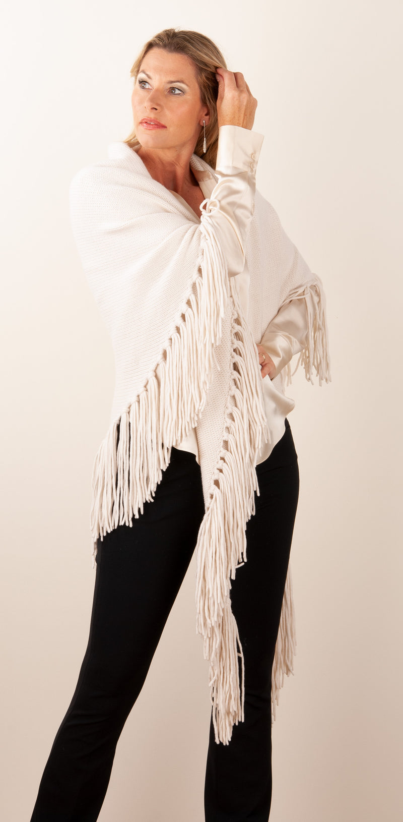 Poncho „Fransen“ Offwhite