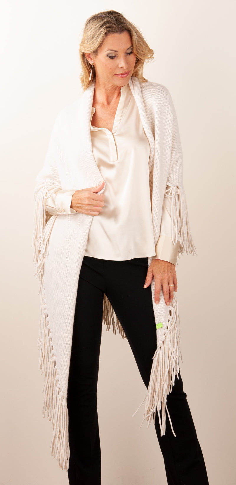 Poncho „Fransen“ Offwhite
